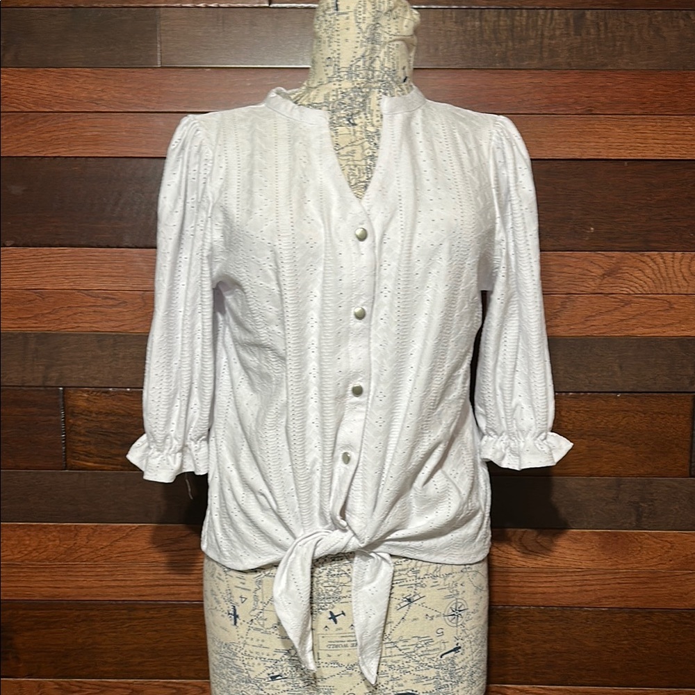 No Brand Tag White Eyelet Button-Down Blouse